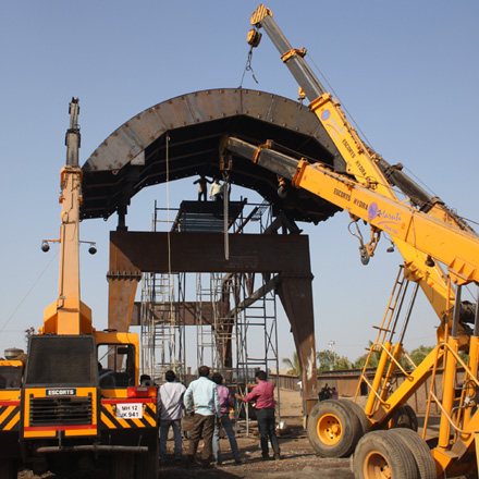Navyuga Hydrualic Tunnel Gantry