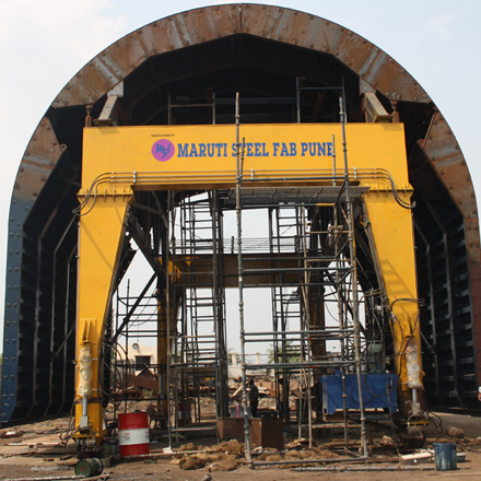 Navyuga Hydrualic Tunnel Gantry