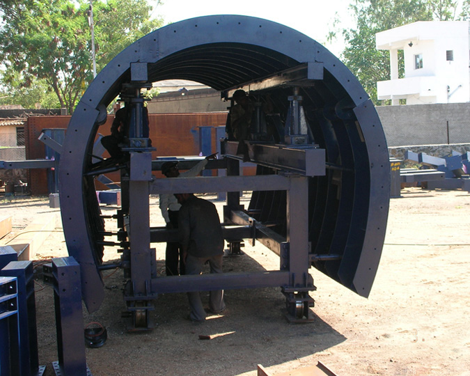 Horse Shoe Shape Tunnel